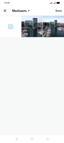 Press the required picture or video clip. Press the required picture or video clip.