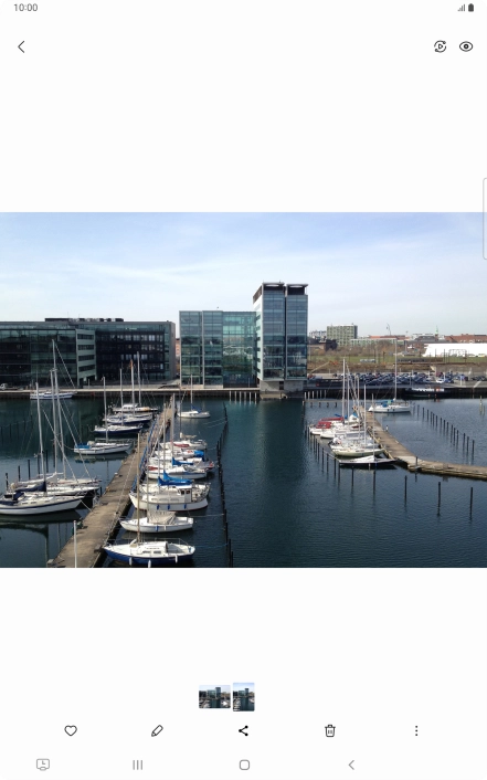 Press the Home key to return to the home screen. Press the Home key to return to the home screen.