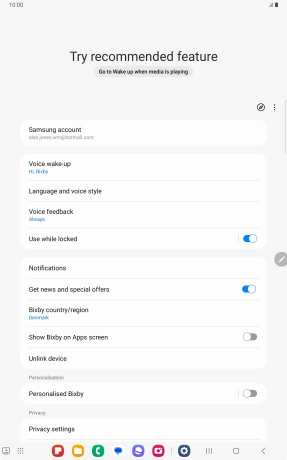 Follow the instructions on the screen to select the required settings.