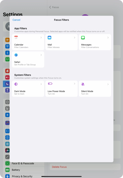 To see specific calendars in the selected focus mode, press Calendar and follow the instructions on the screen to select the required calendars.