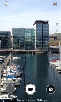 If the video recorder is turned on, press the camera icon.