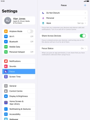 Press the required focus mode.
