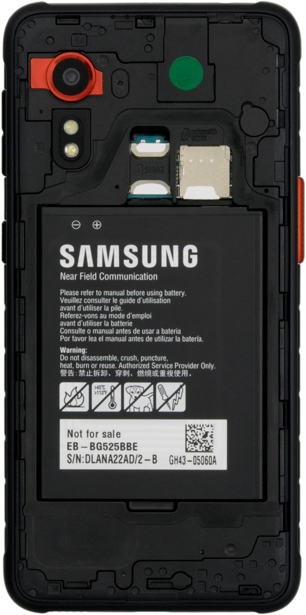 Take hold of the bottom of the battery and remove it.