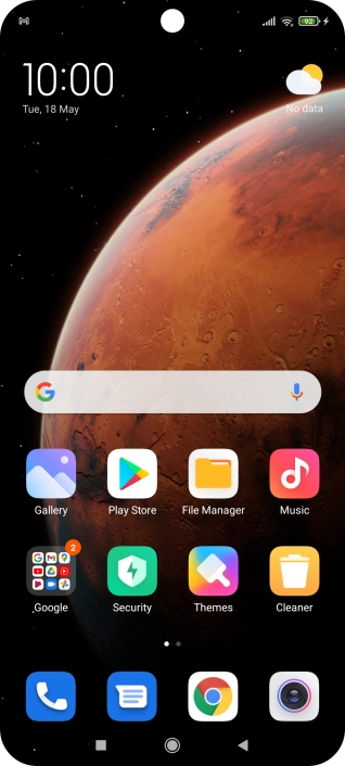 The email message icon shows that you've received a new email message.