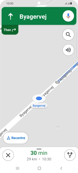 The travel information at the bottom of the screen shows your estimated time of arrival and distance to destination.