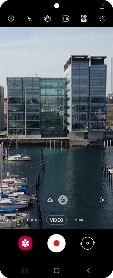 Press the video light icon.