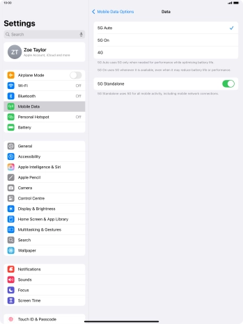 To turn on automatic switch between 5G and 4G, press 5G Auto.