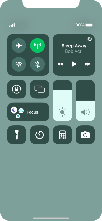 Press the flight mode icon to turn the function on or off. Press the flight mode icon to turn the function on or off.