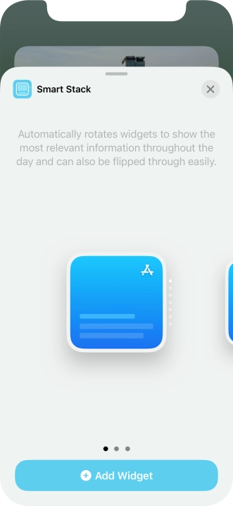 Slide your finger right or left on the screen to select the required widget size.