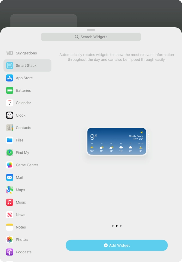 Slide your finger right or left on the screen to select the required widget size.