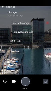 Press Internal storage to save your pictures in the phone memory.