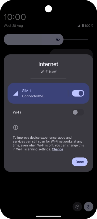 Press the indicator next to the mobile data icon to turn the function on or off.