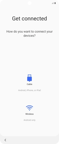 Press the required transfer method and follow the instructions on the screen to transfer content from another phone.