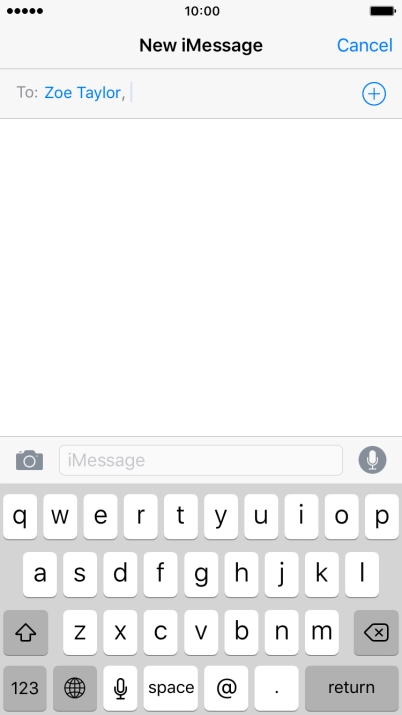 If the recipient can receive iMessages, iMessage is displayed in the text input field.