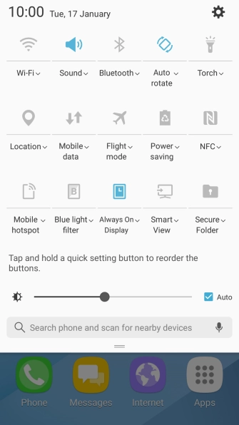 Press Mobile data to turn the function on or off.