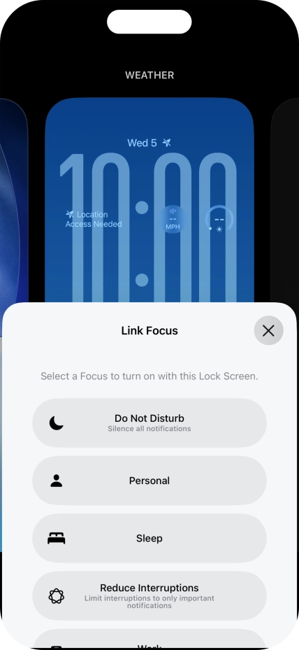 Press the required focus mode.