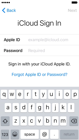 Press example@icloud.com and key in the username for your Apple ID.