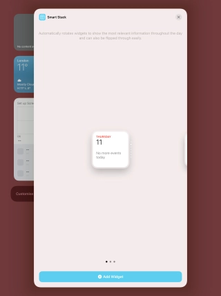 Slide your finger right or left on the screen to select the required widget size.