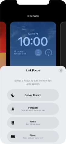 Press the required focus mode.