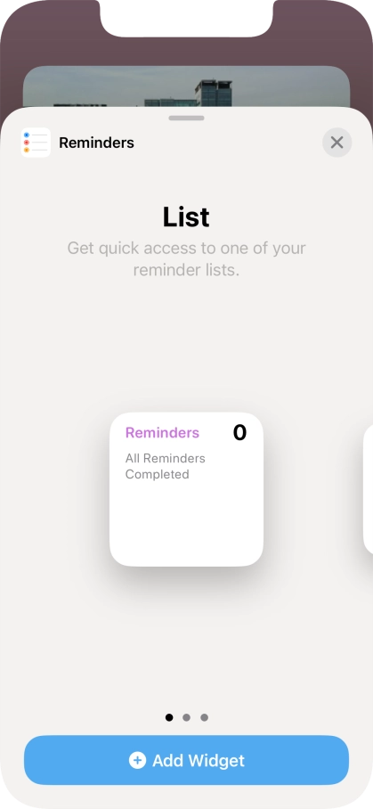 Slide your finger right or left on the screen to select the required widget size.