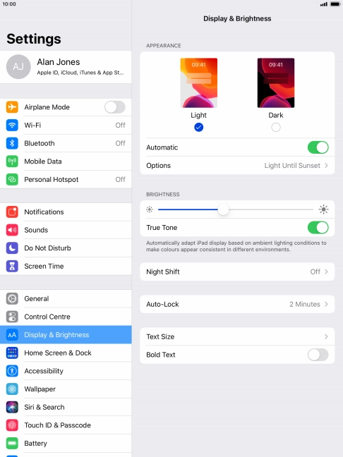 If you turn on the function, press Options and follow the instructions on the screen to select the required period of time for Dark Mode. If you turn on the function, press Options and follow the instructions on the screen to select the required period of time for Dark Mode.