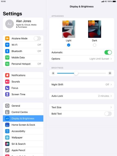 If you turn on the function, press Options and follow the instructions on the screen to select the required period of time for Dark Mode.