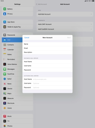 Press Host Name and key in the name or IP address of your email provider's outgoing server. Please note that if you can't send email messages when using your email provider's outgoing server, key in smtp.vodafone.net.au (Vodafone's outgoing server).