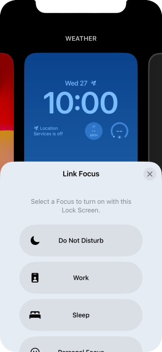 Press the required focus mode.