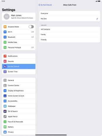 Press the required setting to select which contacts can call you even though Do Not Disturb is turned on.
