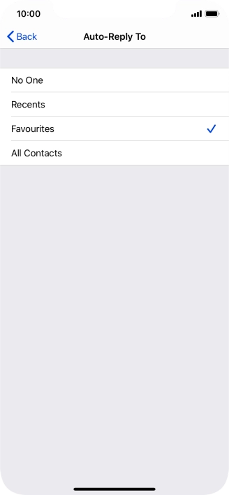 Press the required setting to select which contacts should automatically be notified that Do Not Disturb While Driving is turned on.