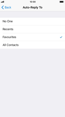 Press the required setting to select which contacts should automatically be notified that Do Not Disturb While Driving is turned on.