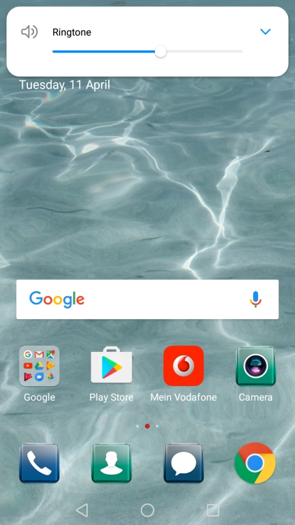 Press the sound mode icon the necessary number of times to turn silent mode on or off.