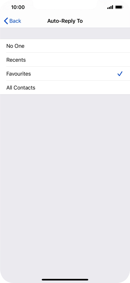 Press the required setting to select which contacts should automatically be notified that Do Not Disturb While Driving is turned on.