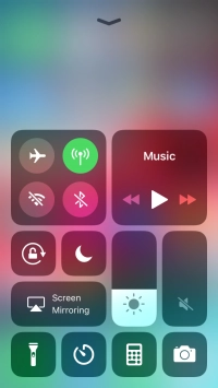 Press the flight mode icon to turn the function on or off.