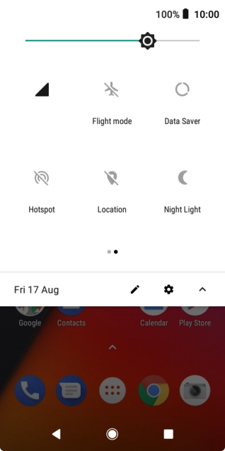 Press the mobile data icon to turn the function on or off.