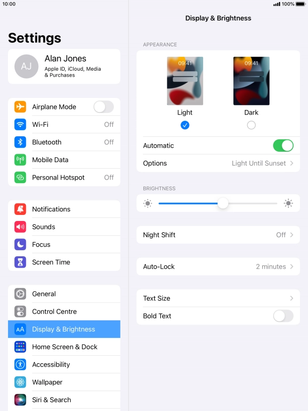 If you turn on the function, press Options and follow the instructions on the screen to select the required period of time for Dark Mode. If you turn on the function, press Options and follow the instructions on the screen to select the required period of time for Dark Mode.