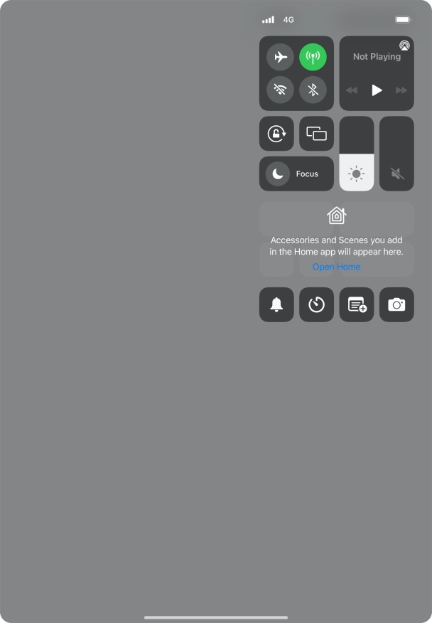 Press the flight mode icon to turn the function on or off. Press the flight mode icon to turn the function on or off.