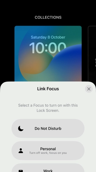 Press the required focus mode.