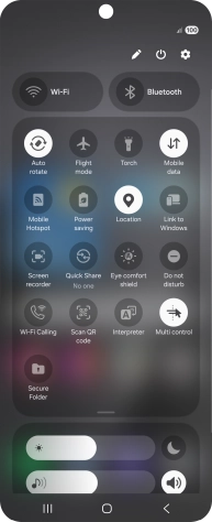 Press the Wi-Fi calling icon to turn the function on or off.