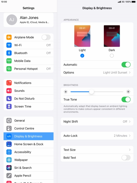 If you turn on the function, press Options and follow the instructions on the screen to select the required period of time for Dark Mode. If you turn on the function, press Options and follow the instructions on the screen to select the required period of time for Dark Mode.