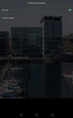 Press Internal storage to save your pictures in the tablet memory.