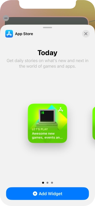 Slide your finger right or left on the screen to select the required widget size.