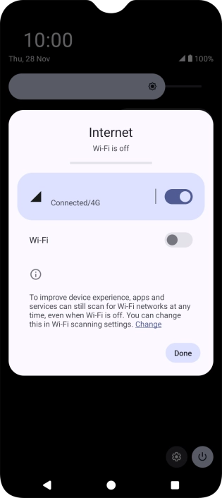 Press the mobile data indicator to turn the function on or off.