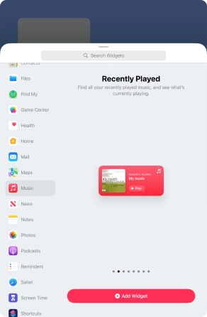 Slide your finger right or left on the screen to select the required widget size.