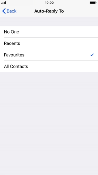 Press the required setting to select which contacts should automatically be notified that Do Not Disturb While Driving is turned on.