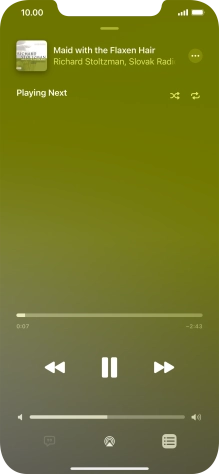 Press the shuffle icon to turn the function on or off.