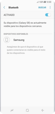 Pulsa el dispositivo Bluetooth deseado y sigue las indicaciones de la pantalla para vincular el dispositivo al teléfono.