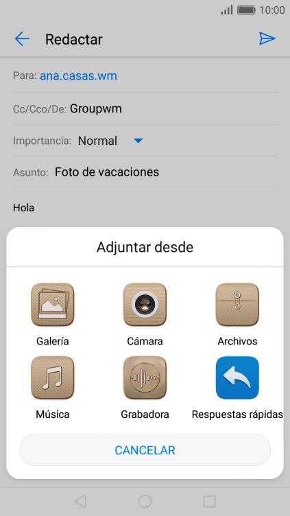 Pulsa Archivos y desplázate a la carpeta deseada.