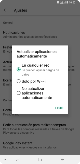 Para activar la actualización automática de apps utilizando la red móvil, pulsa En cualquier red. Se pueden aplicar cargos de datos.
