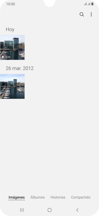 Pulsa Álbumes y desplázate a la carpeta deseada.